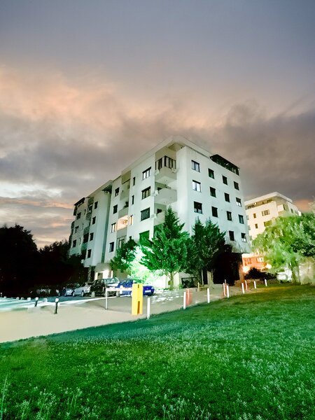 Prelungirea Ghencea, Sunrise Residence